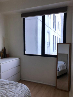 Moagi Stay Alamanda - Netflix Ready! at Bassura City Apartment